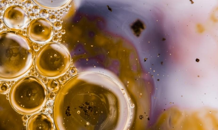 Hydraulic Oil Contamination