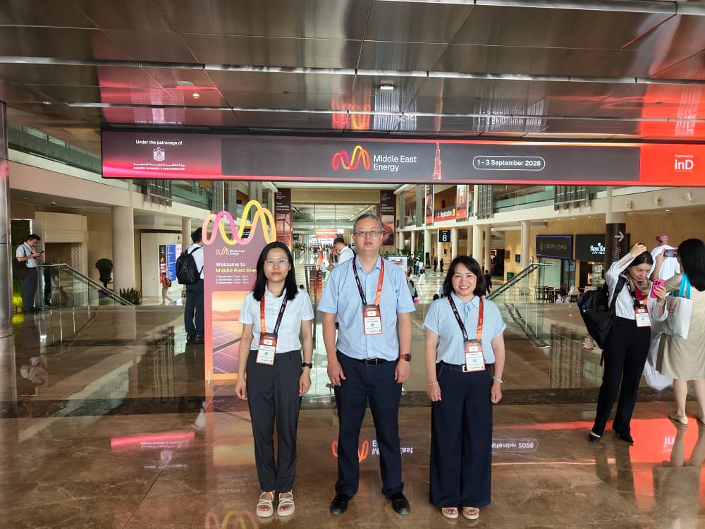 YUNENG Showcases Transformer Maintenance Solutions at Middle East in Dubai